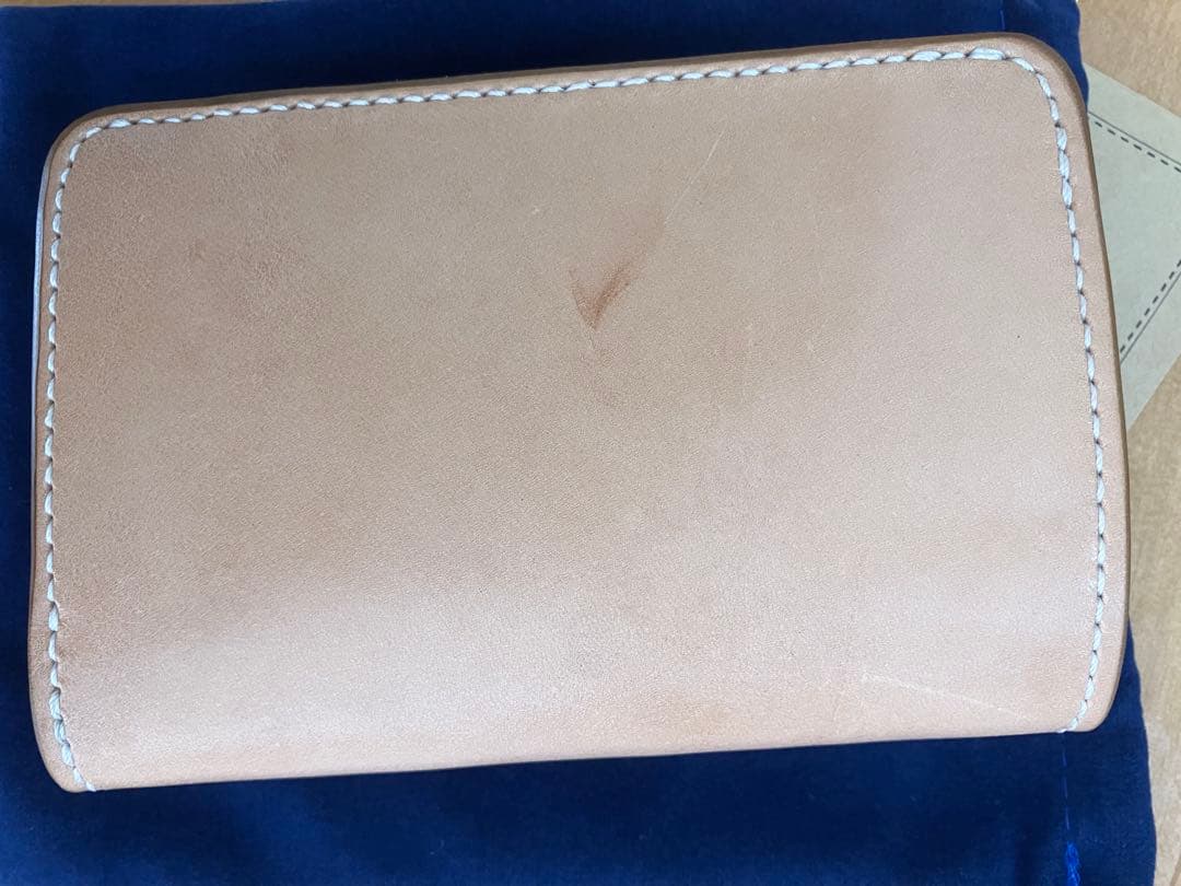 【総手縫い】ガイア2096 栃木レザー　ヌメ革　二つ折りミドルウォレット