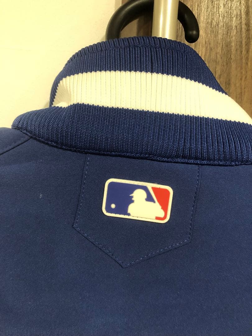 MLB ロサンゼルス ドジャース　スタジアムジャケット