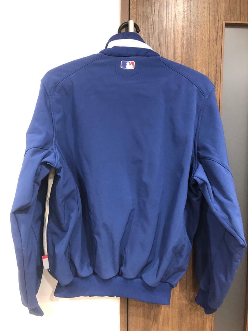 MLB ロサンゼルス ドジャース　スタジアムジャケット