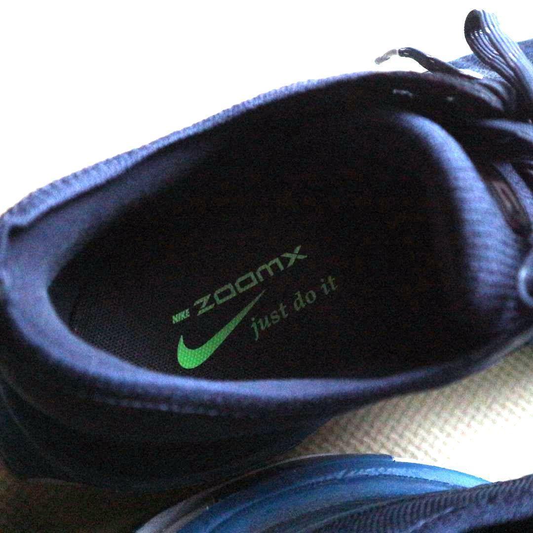 美品ナイキ 27.5cm インヴィンシブル3 厚底 ランニングシューズ マラソン