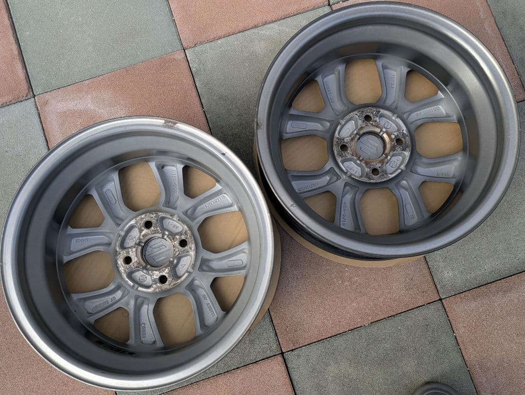 【程度良好】スズキ ソリオ 純正ホイール 現行ソリオのスタッドレス用に！ 2枚②