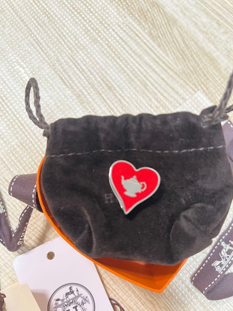 HERMES エルメス　スカーフリング　ティータイム　赤