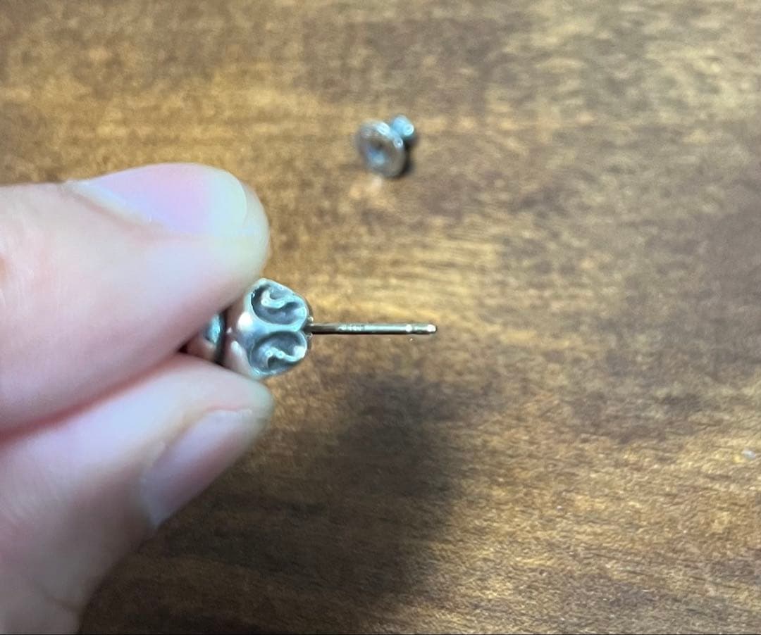 CHROME HEARTS カーブドティアドロップ ピアス シルバー