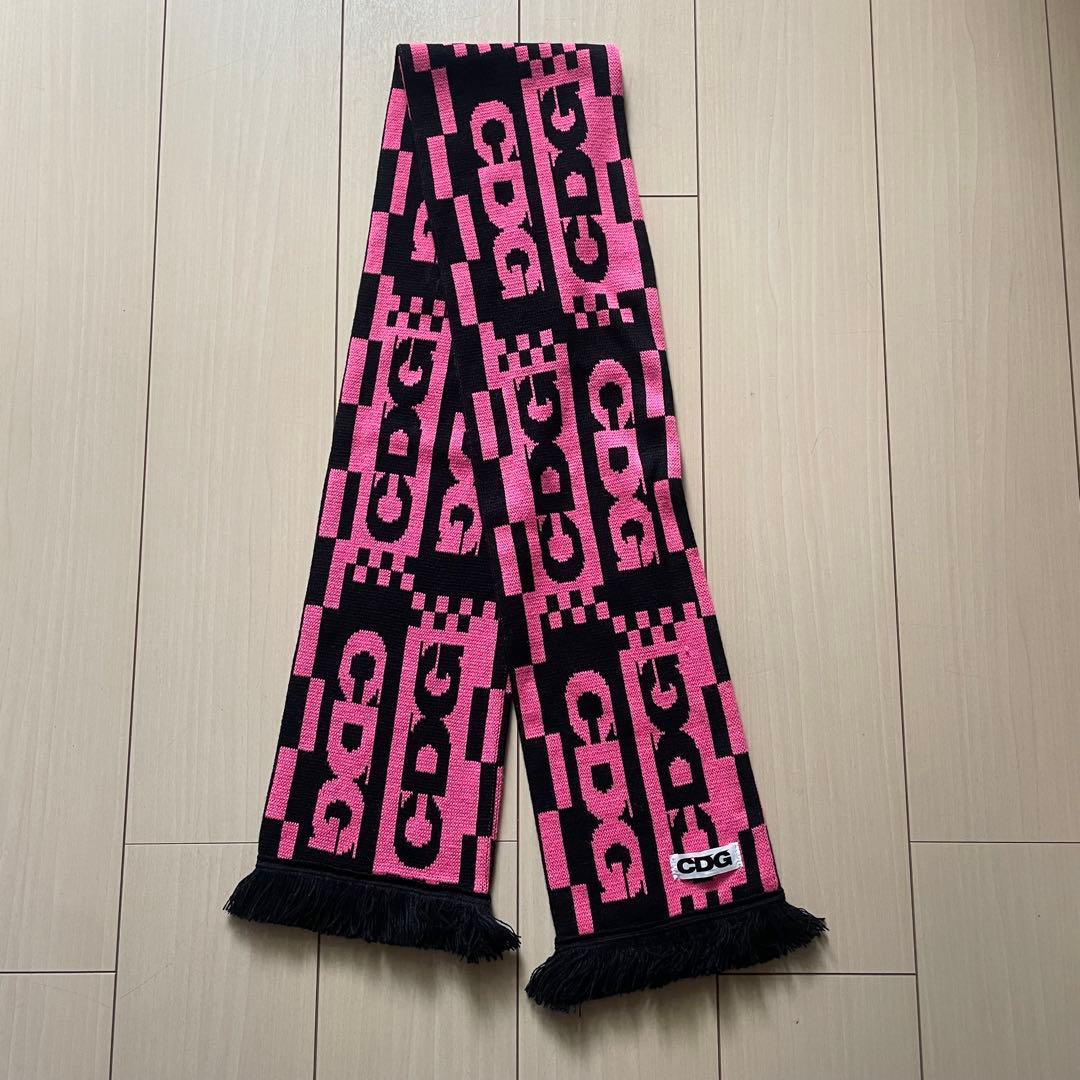 CDG コムデギャルソン マフラー