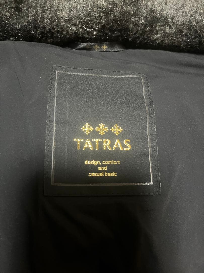 TATRAS フード付きダウンベスト グレー系チェック柄