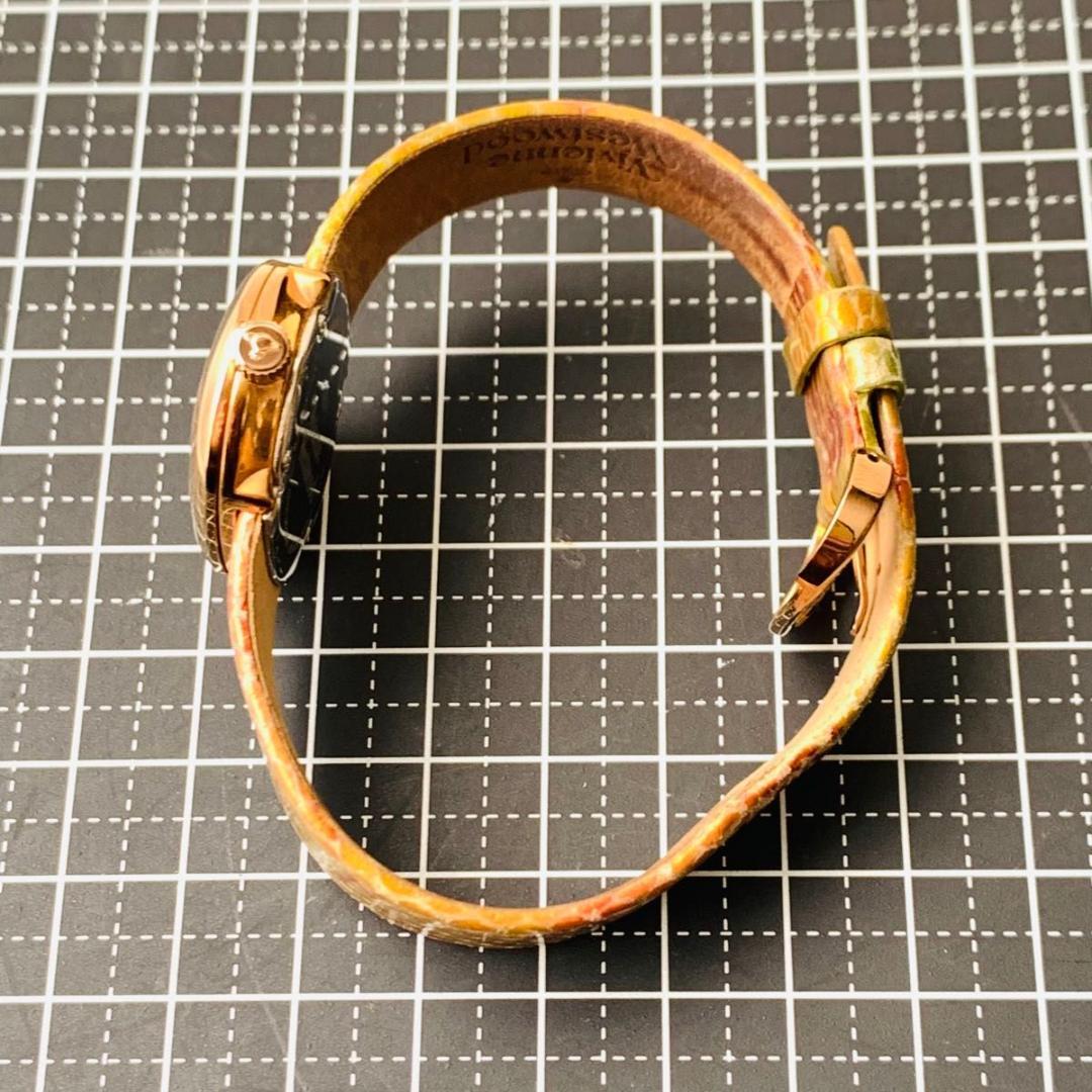 稼働品 ヴィヴィアンウエストウッド 腕時計 オーバル スネーク VV014