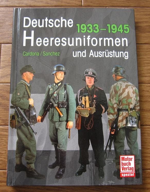 洋書 Deutsche Heeresuniformen und Ausruestung