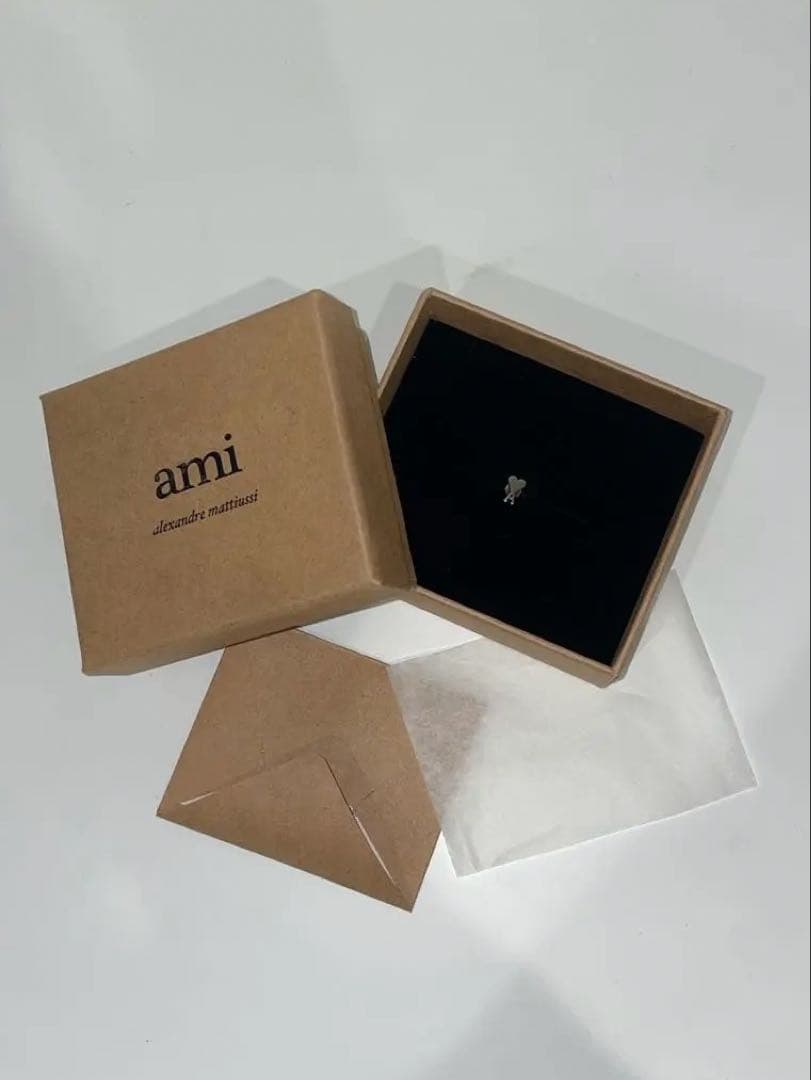 【美品】ami paris ハート型 シルバー 片耳用ピアス