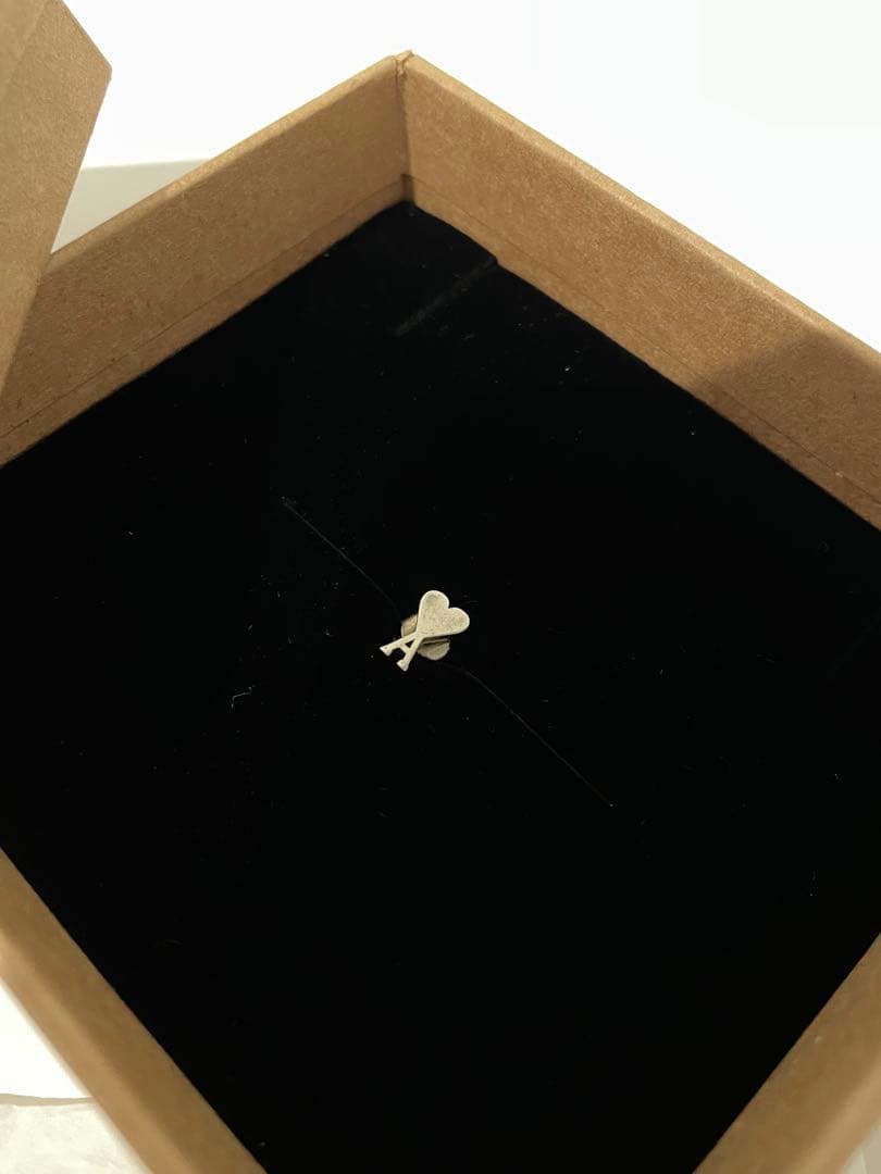 【美品】ami paris ハート型 シルバー 片耳用ピアス