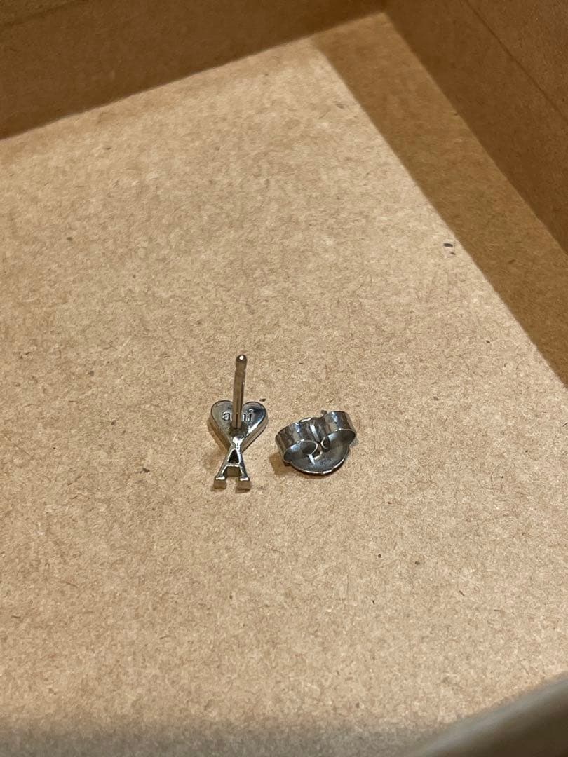 【美品】ami paris ハート型 シルバー 片耳用ピアス