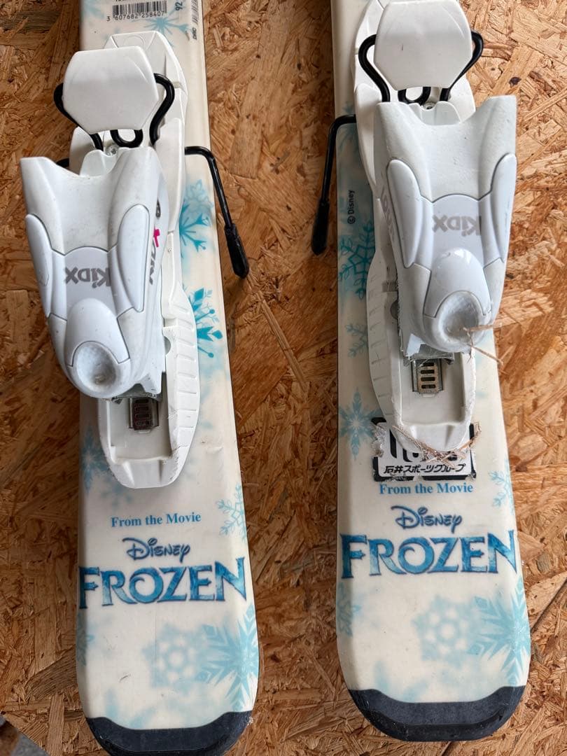 ロシニョール アナと雪の女王 ジュニア92cm ROSSIGNOL ストック付き