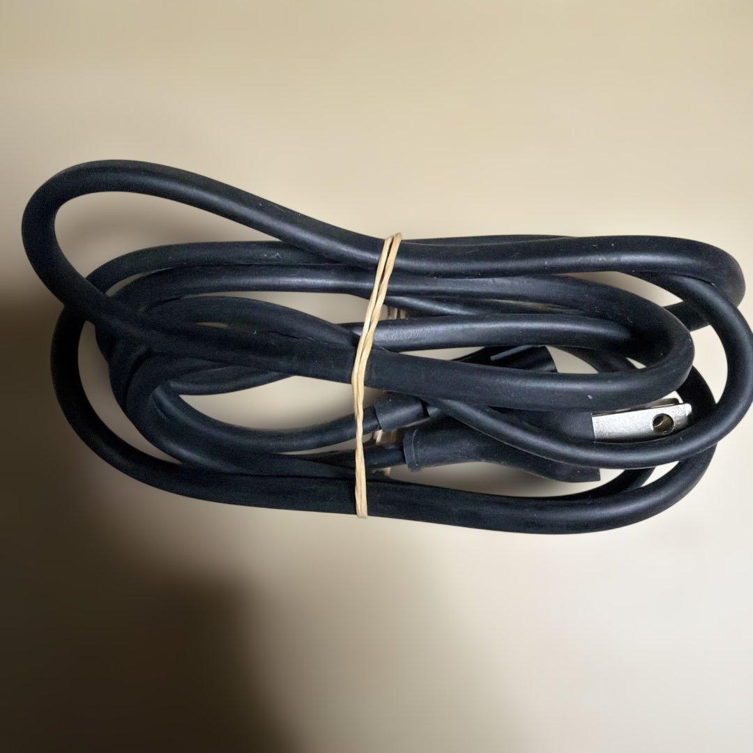 Apple TV 4Kブラック 本体とリモコン