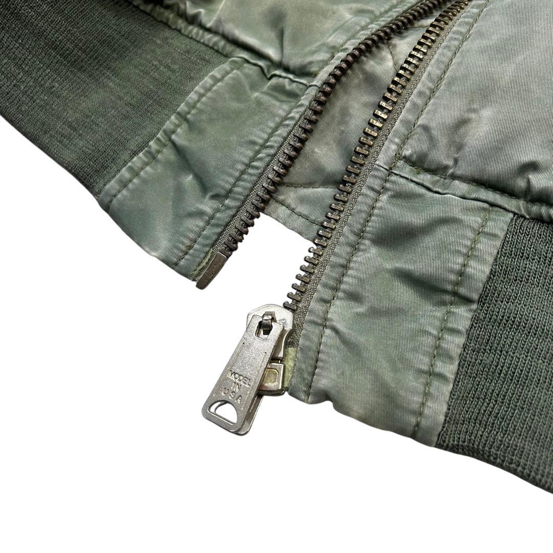 90's Vintage MA-1 フライトジャケット 短丈 フェード古着