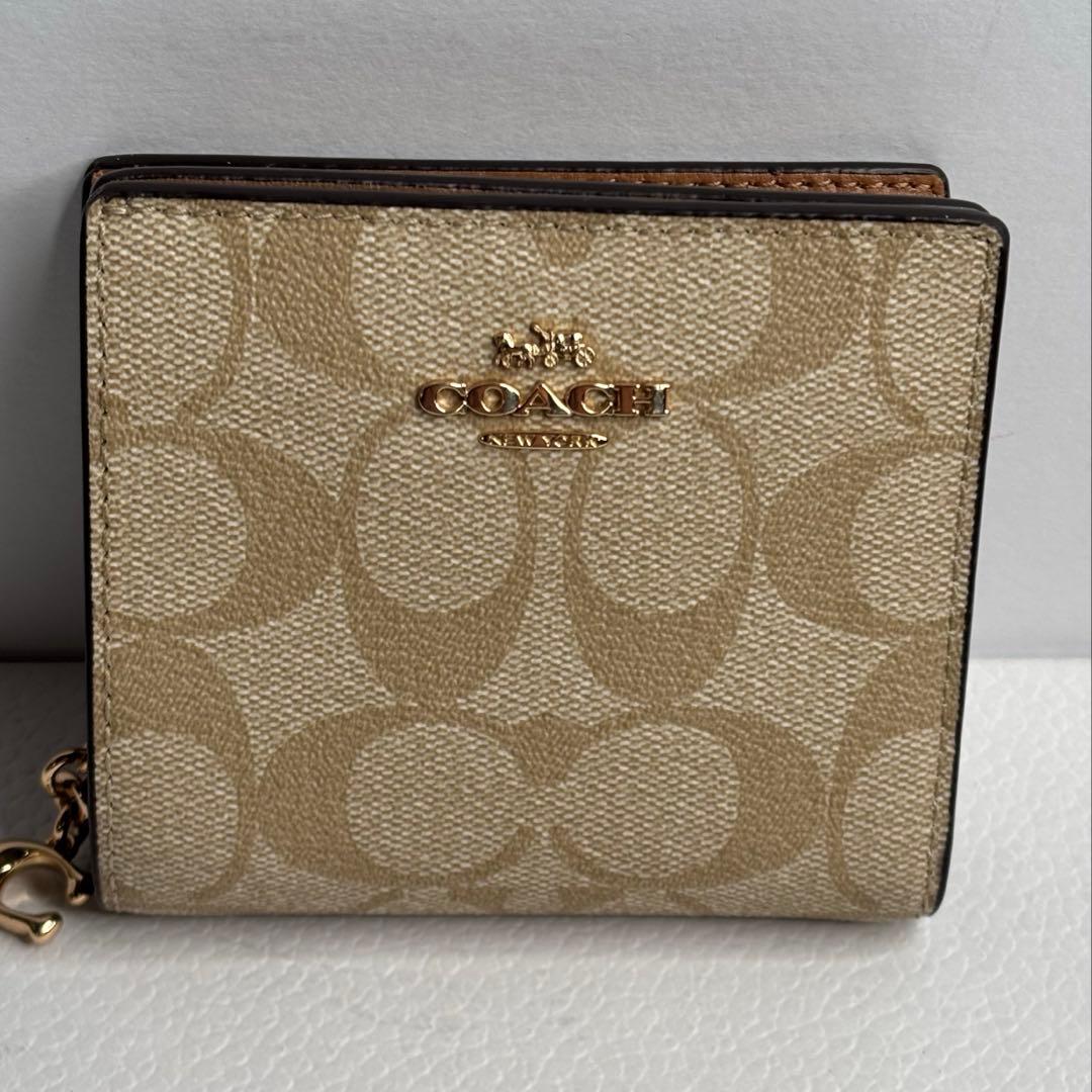 綺麗♡COACH コーチ シグネチャー二つ折財布