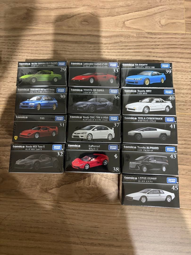 トミカ プレミアム37台セット