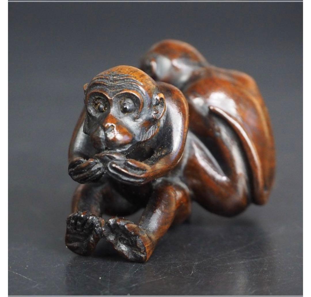 送料無料　時代物　緑檀根付