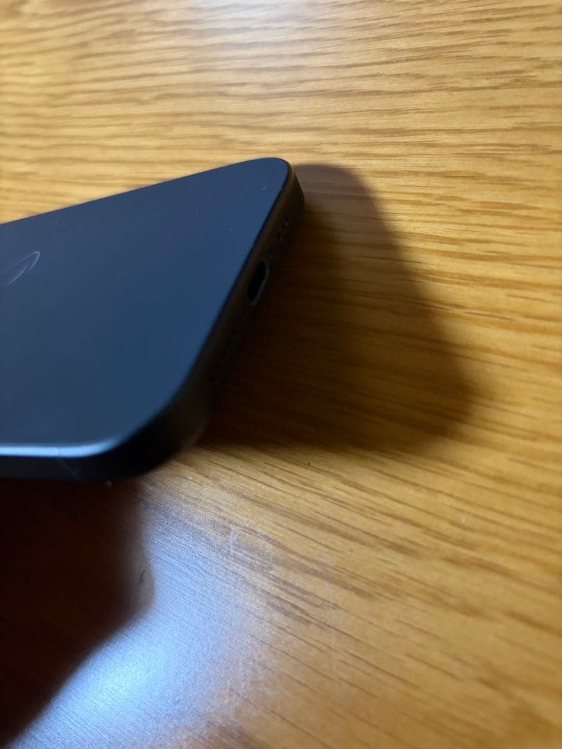 バッテリー100% iPhone16 125GB ブラック