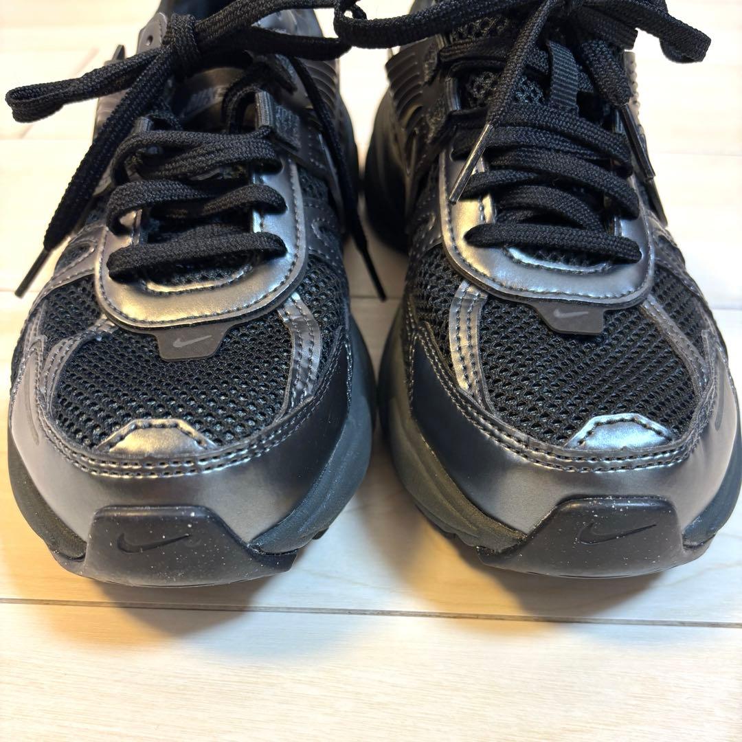 正規品 美品 ナイキ NIKE W V2K RUN 24.5㎝ BLACK