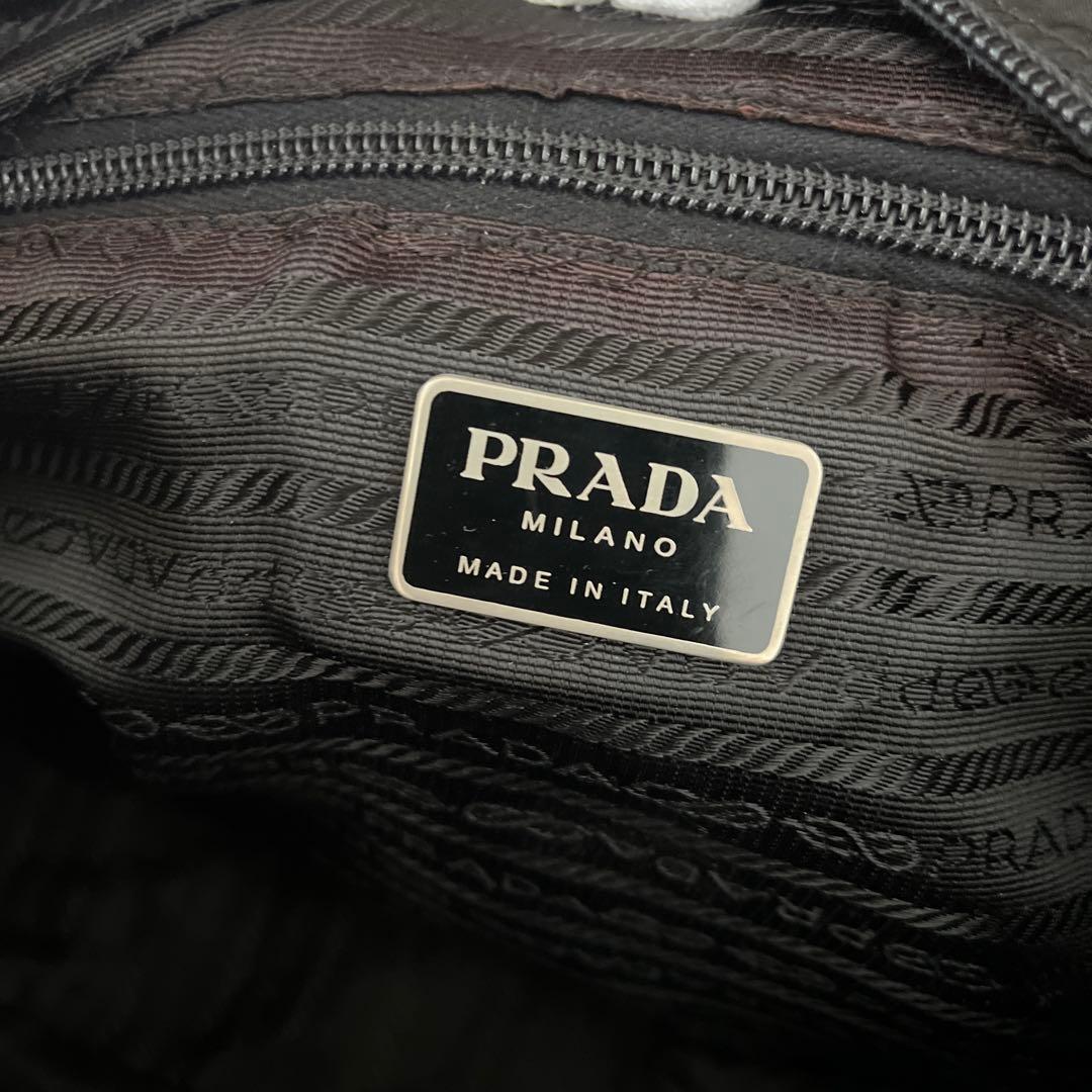 PRADA メッセンジャーバッグ ショルダーバッグ ブラック シルバー金具