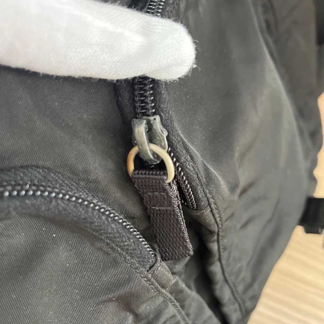 PRADA メッセンジャーバッグ ショルダーバッグ ブラック シルバー金具