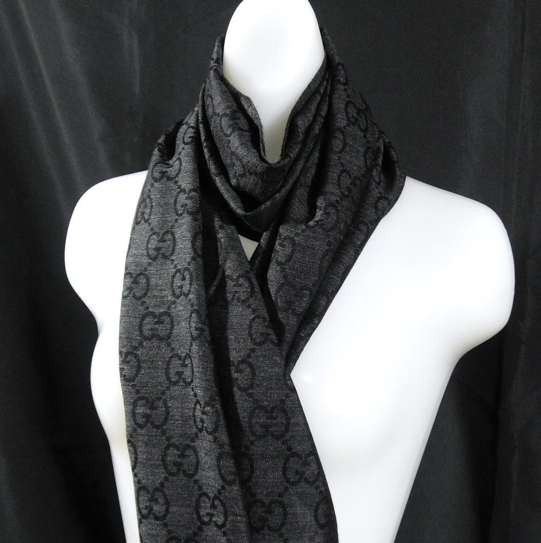 GUCCI グッチ　大判マフラー　D548