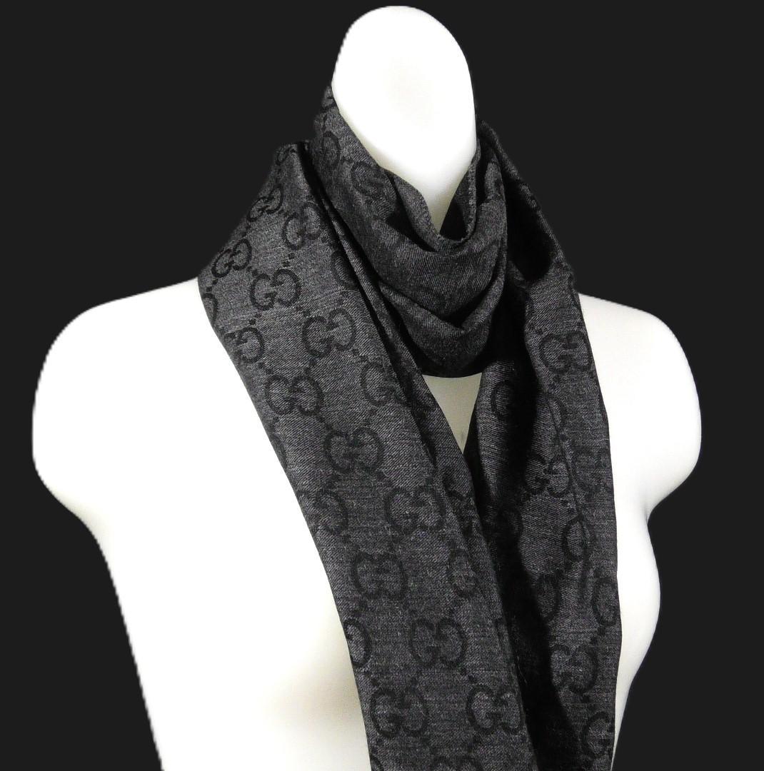 GUCCI グッチ　大判マフラー　D548