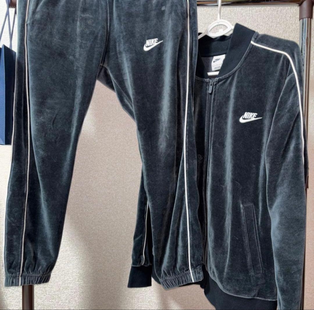 Nike ベロア　セットアップ　黒