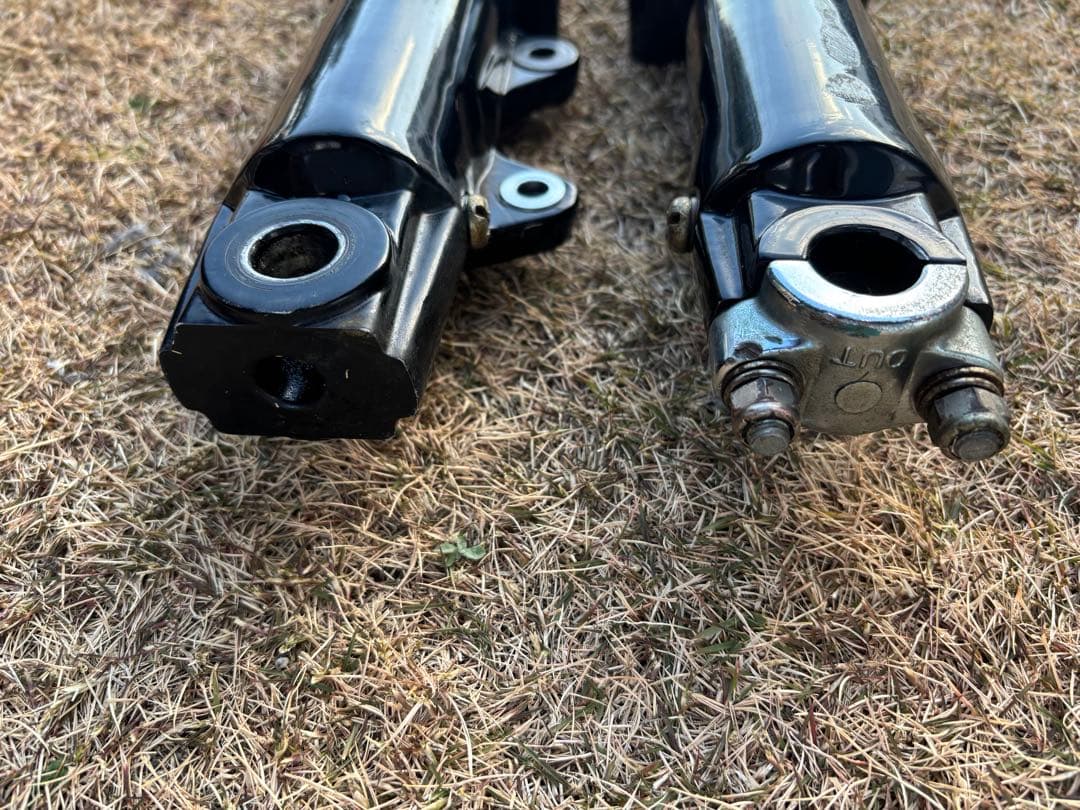 ハーレー　フロントフォーク　41 ソフテイル　FX エボ　ショベル　左右　黒