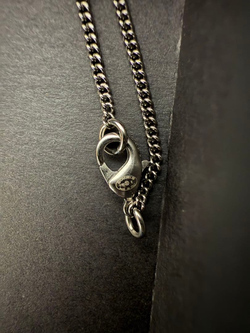 CHANEL ロゴペンダントネックレス