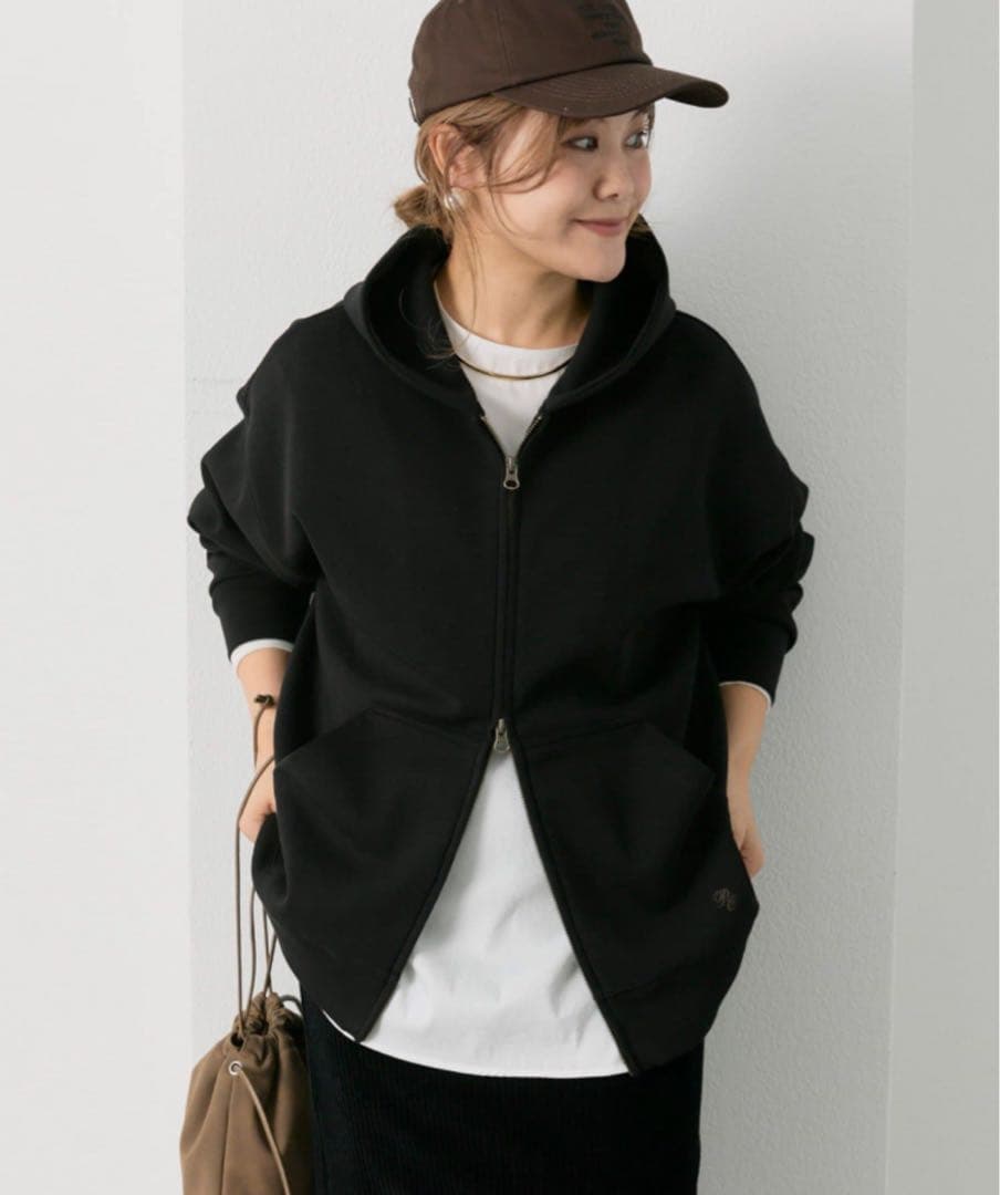 新品タグ付き⭐︎ピュアルセシン⭐︎ダンボールWジップパーカー