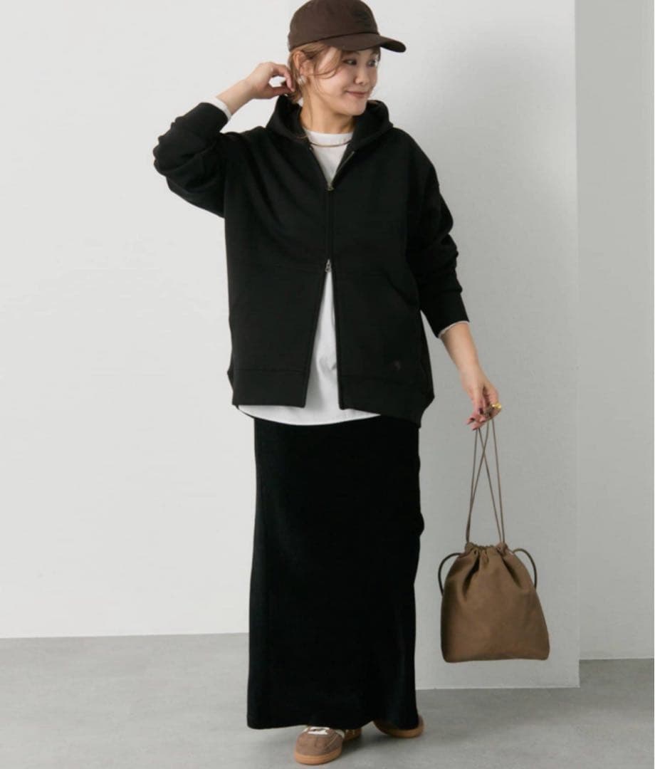 新品タグ付き⭐︎ピュアルセシン⭐︎ダンボールWジップパーカー