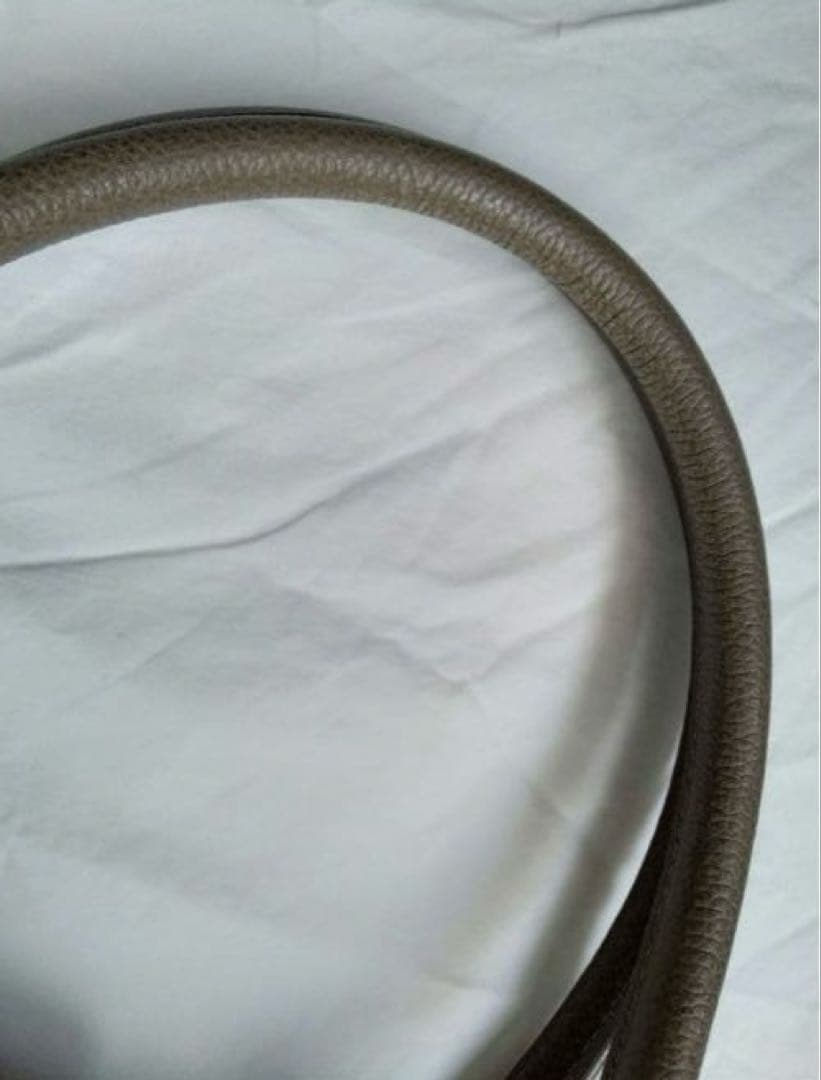 CHANEL　エグゼクティブトート スモール ベージュ ココマーク シルバー