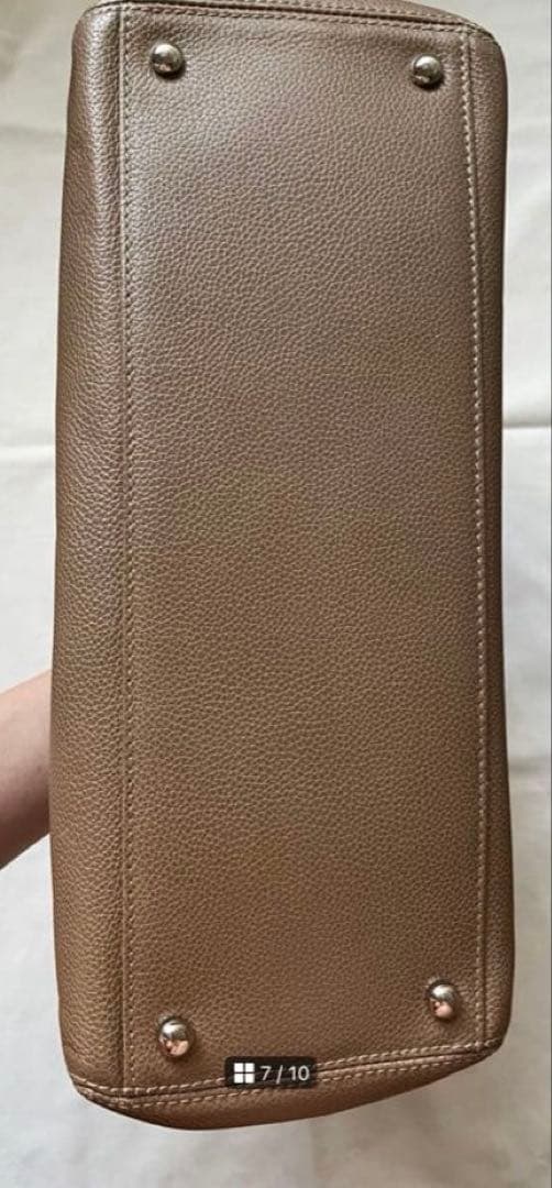 CHANEL　エグゼクティブトート スモール ベージュ ココマーク シルバー