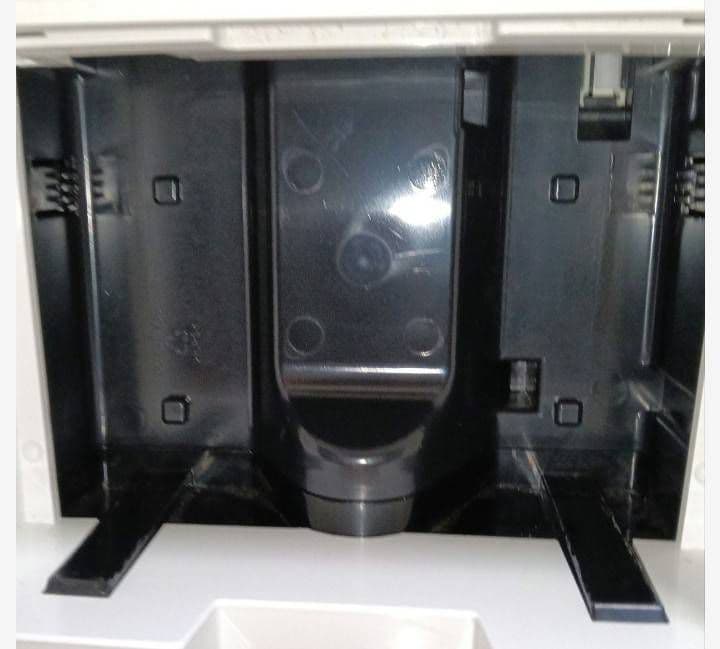 アイリスオーヤマ【美品】衣類乾燥除湿機。