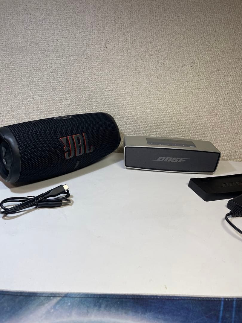 JBL Charge 5とBose SoundLink Mini 2セット