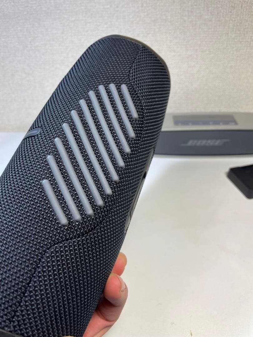 JBL Charge 5とBose SoundLink Mini 2セット