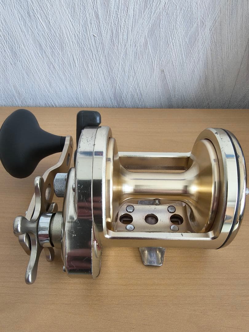 シマノ　海魂4000