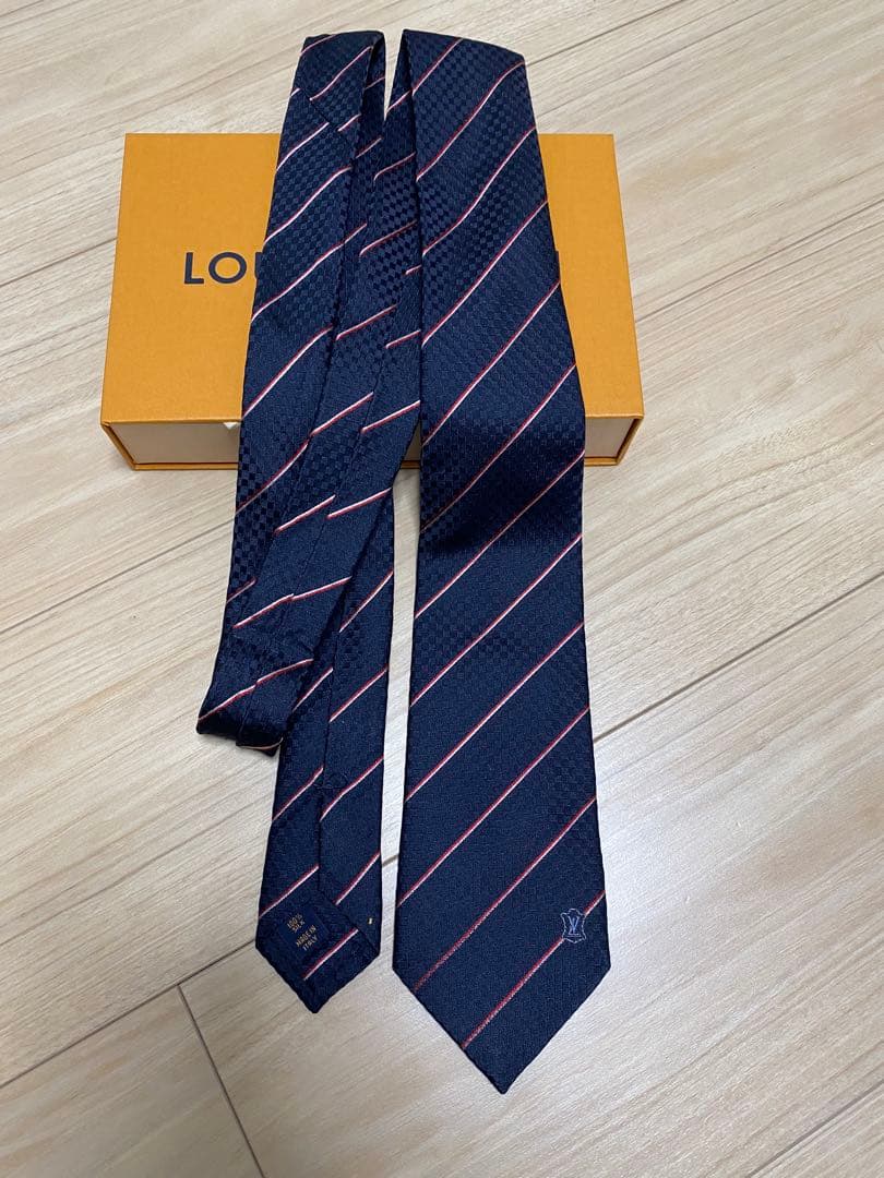 Louis Vuitton ネクタイ ネイビー ストライプ