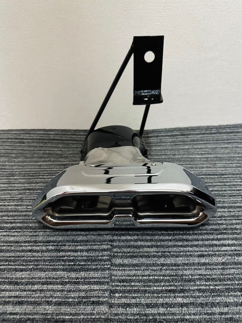 ランドクルーザー300 モデリスタ　左右出し　2本出し　マフラーカッター