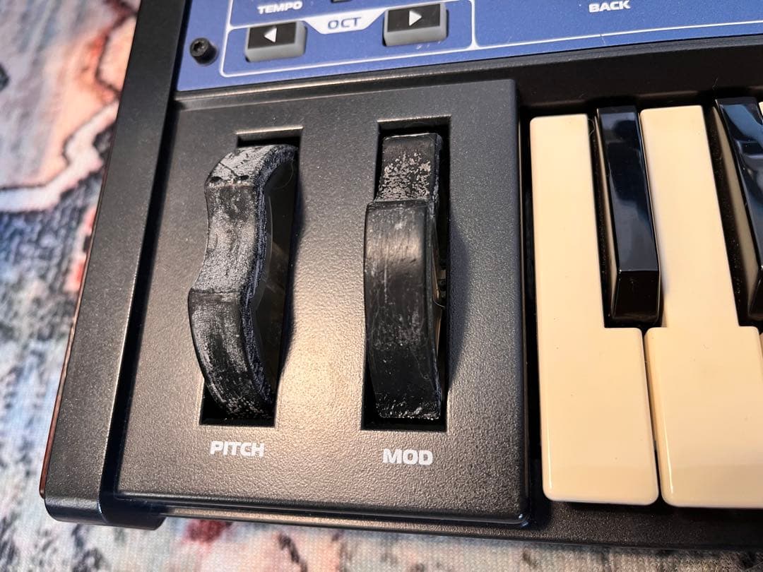 NOVATION MiniNova ノベーション　ミニノヴァ