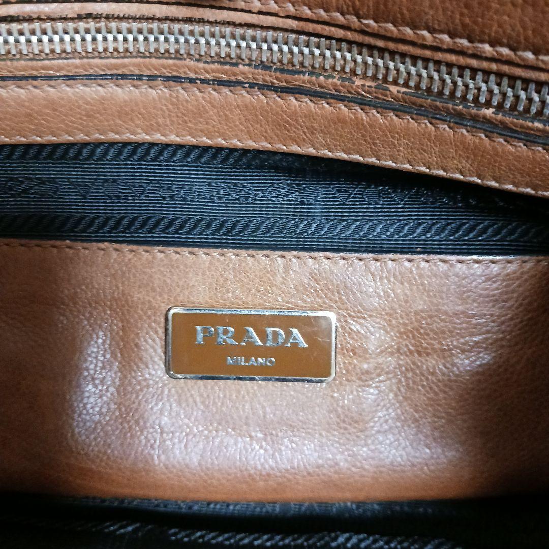 PRADA　ブラウンレザー トートバッグ ジッパー付き