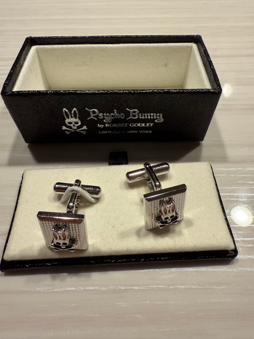 新品・未使用 Psycho Bunny（サイコバニー） スカルウサギカフリンクス