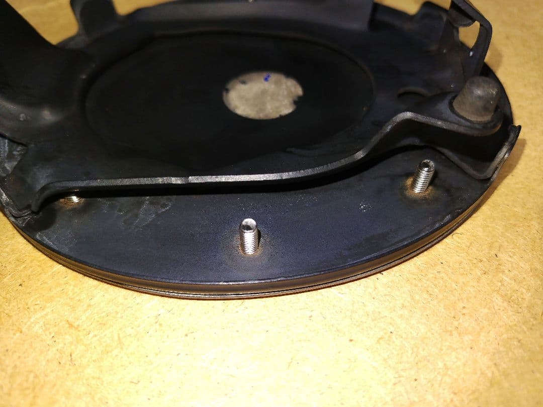 ロードスターNBフューエルリッド給油口