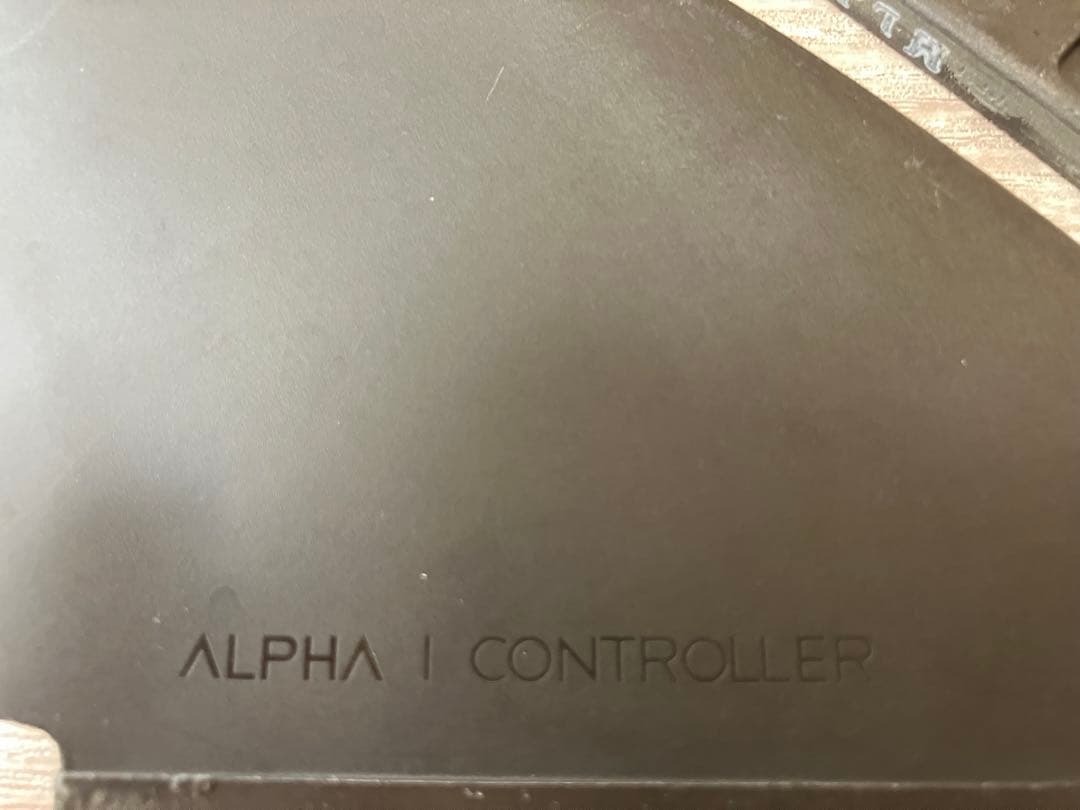 ALPHA 1 CONTROLLER サーフボードフィン 4枚セット
