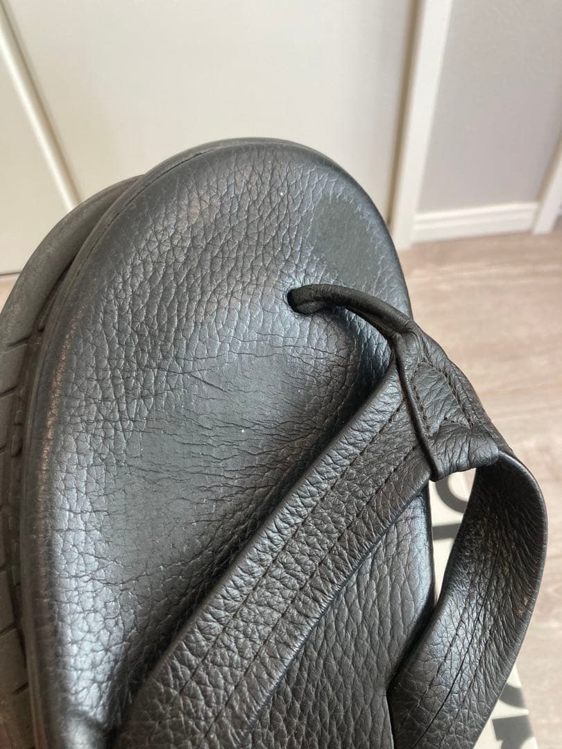 アイランド　スリッパ　オールブラックレザーサンダル　10