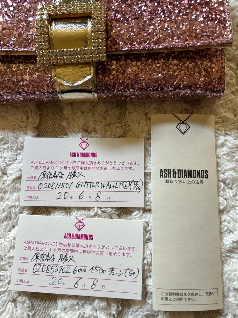 新品 ASH & DIAMONDS 長財布 ピンクグリッター　ストラップ付