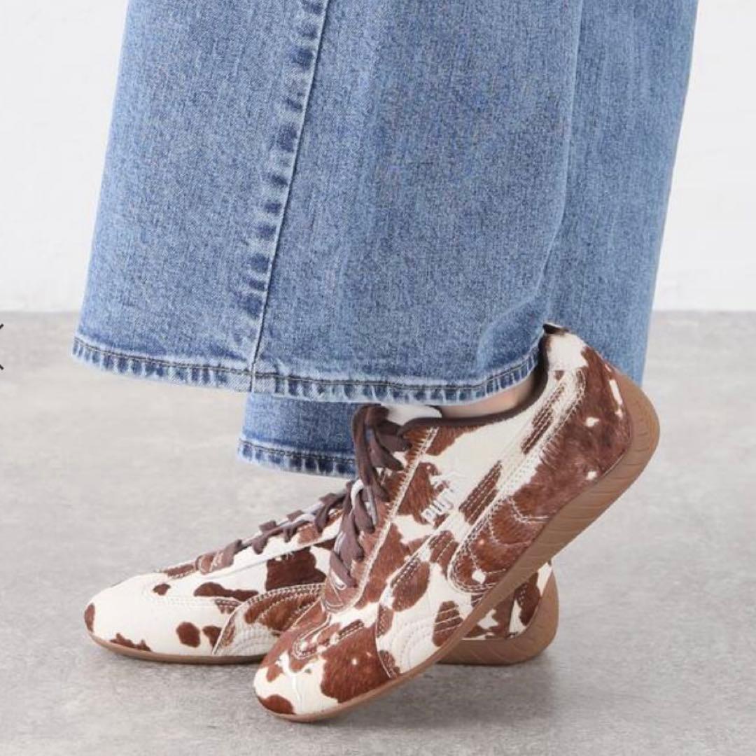 新品タグ付き【PUMA】SPEEDCAT COW WNS スニーカー 23cm