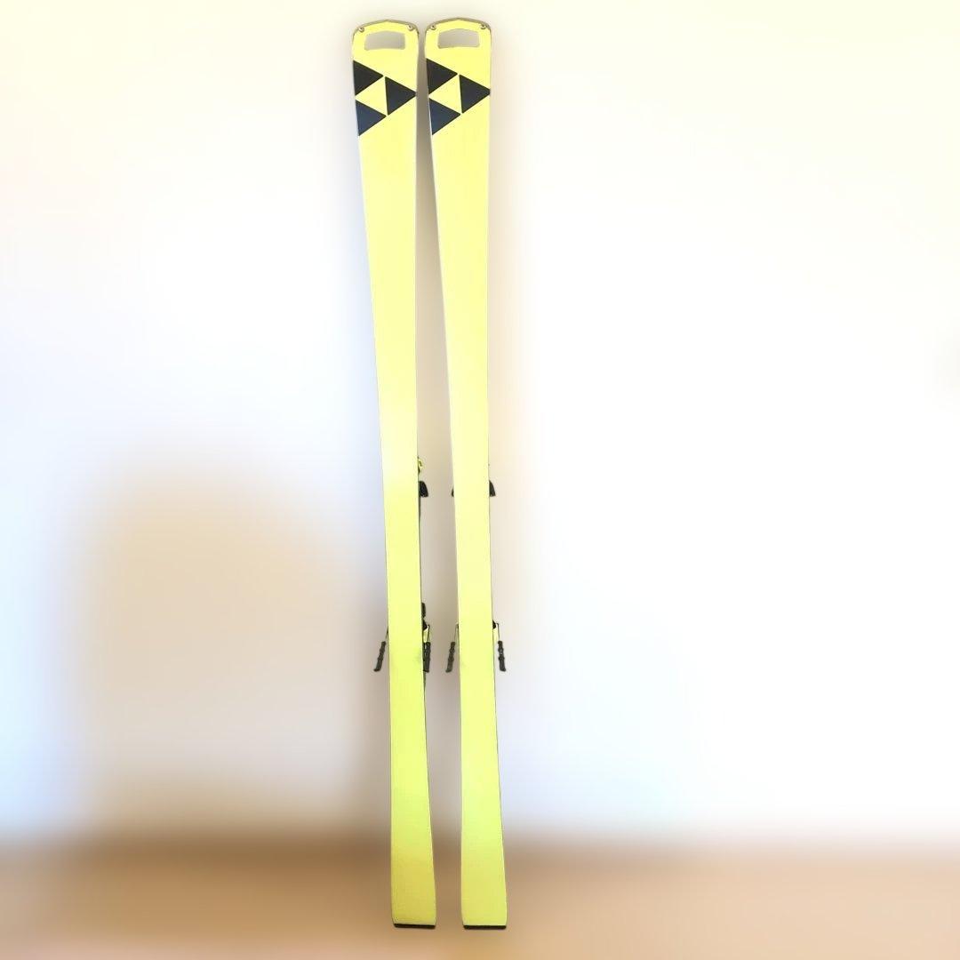 FISCHER RC4 C スキー板 黒/黄 バインディング付き