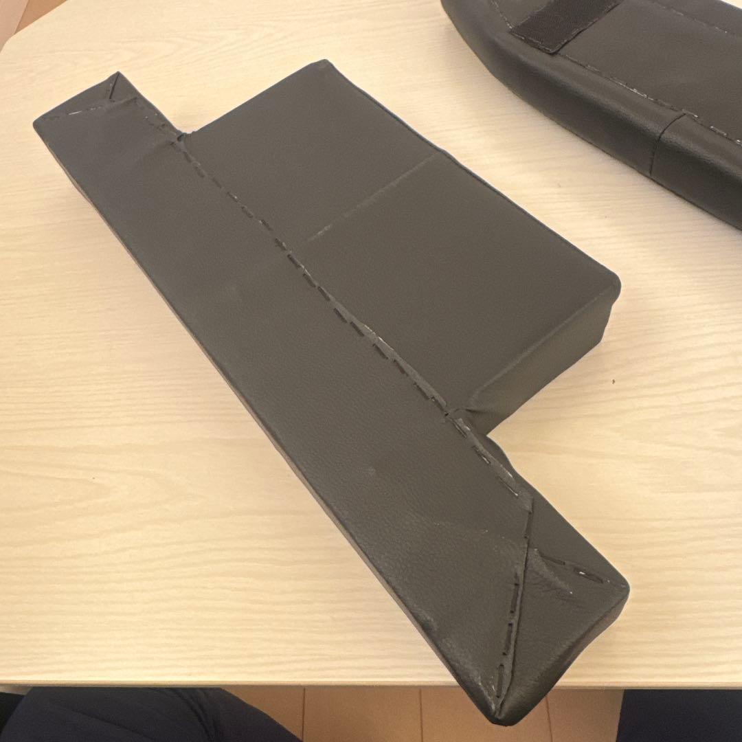 40アルファード ヴェルファィア用2列目足置き　AVEST