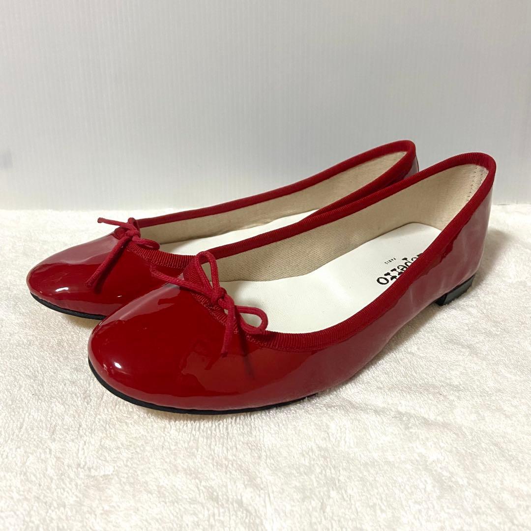 美品レペット　バレエシューズ　エナメル　レッド　37 23.5cm
